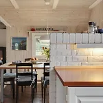 Annli - 1-5km From The Sea By Interhome