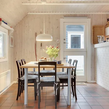 Annli - 1-5km From The Sea By Interhome