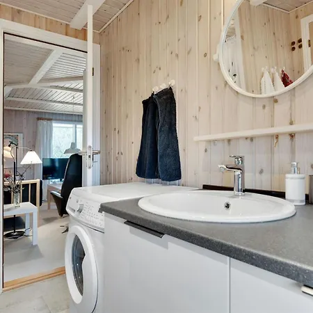Annli - 1-5km From The Sea By Interhome *